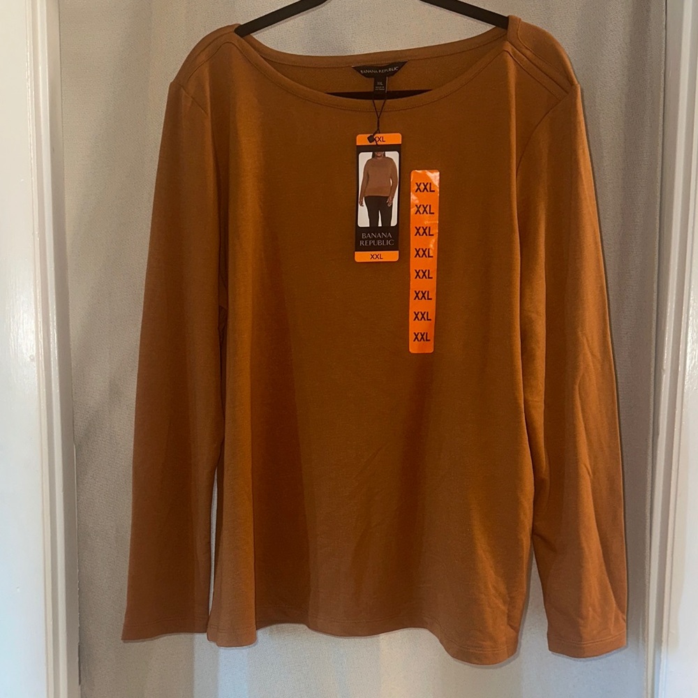 Banana Republic Women's Long Sleeve Top in Rich Brown